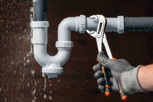 Professional Emergency Plumber technician working in Clear Lake, IA